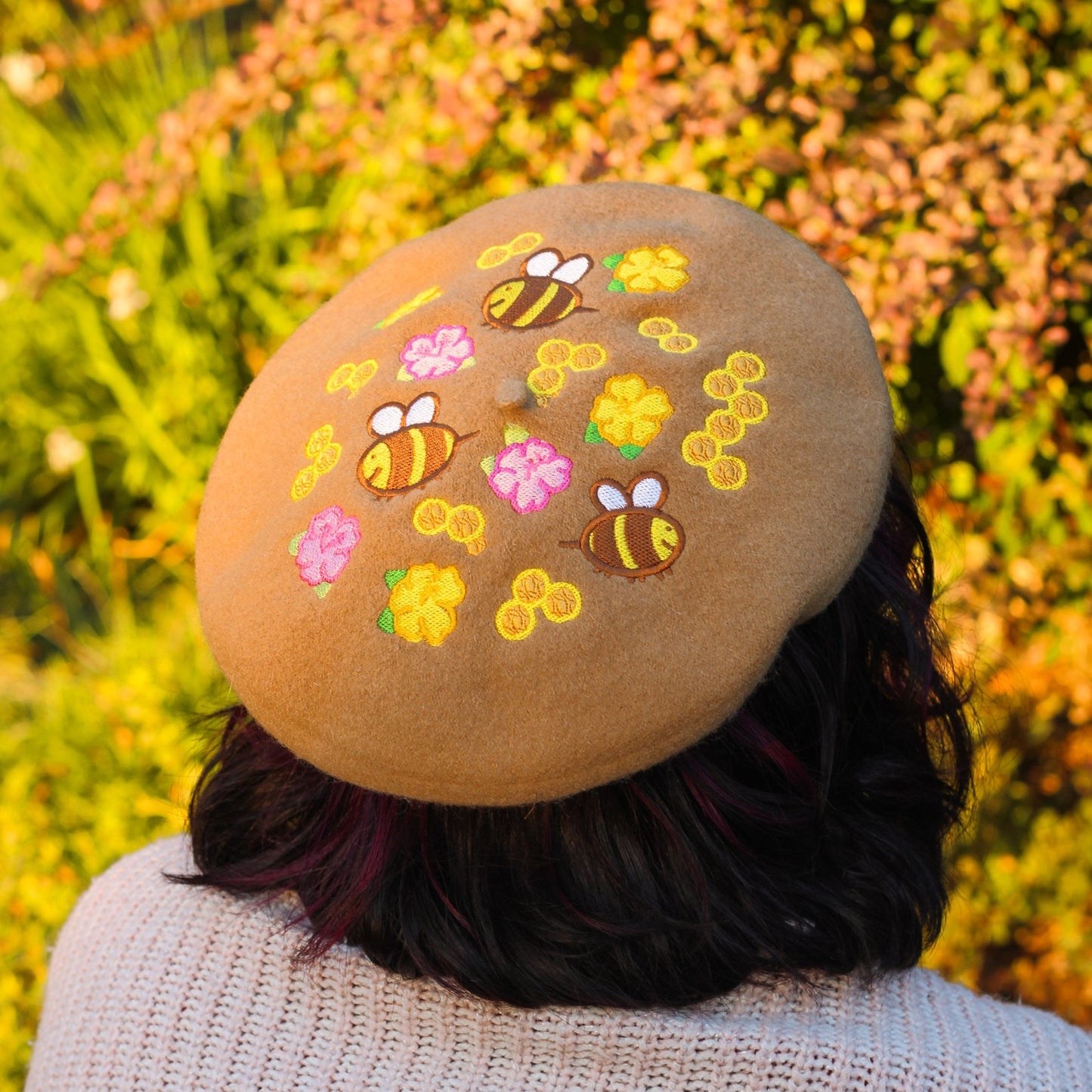 Hibiscus & Honeycomb Embroidered Beret!