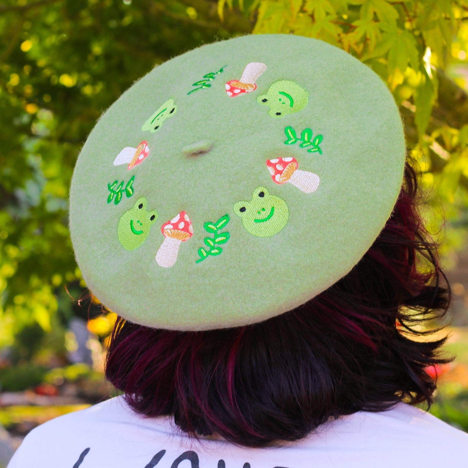 Frog & Mushroom Embroidered Beret!