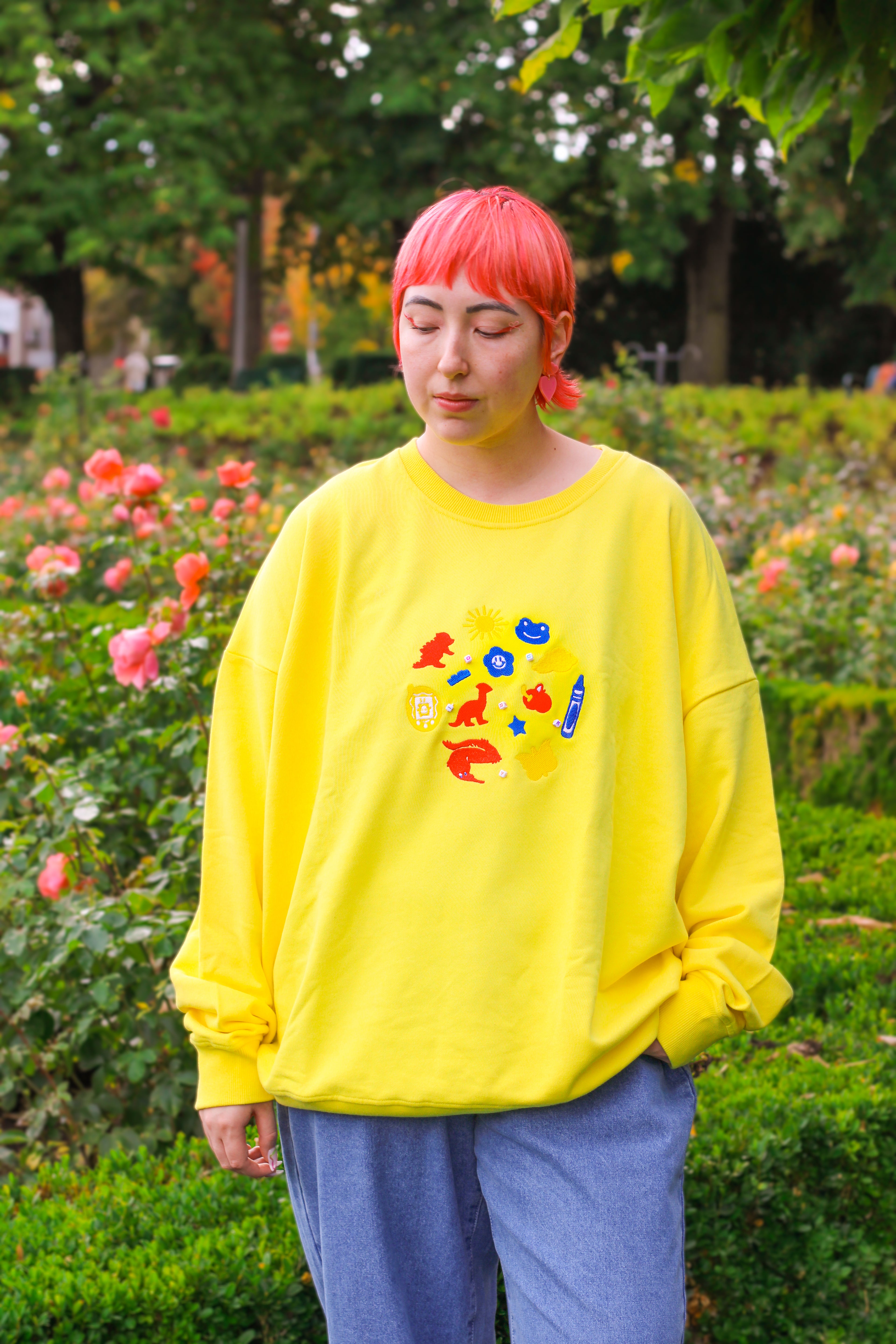 KIDCORE Embroidered Crew Neck Sweatshirt!