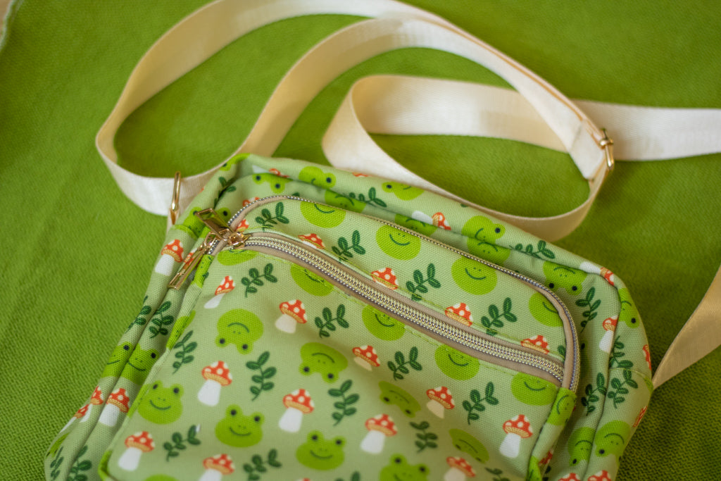 Frog & Mushroom Side Bag!