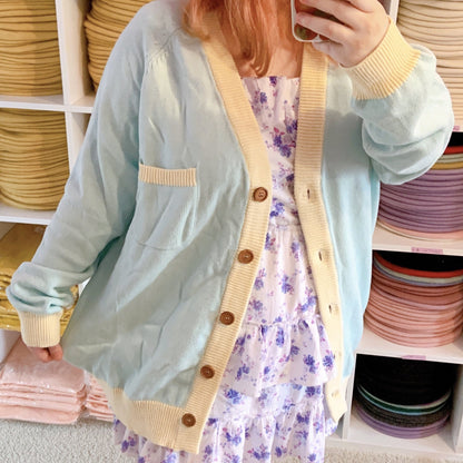 Two Color Blank Knitted Cardigan!