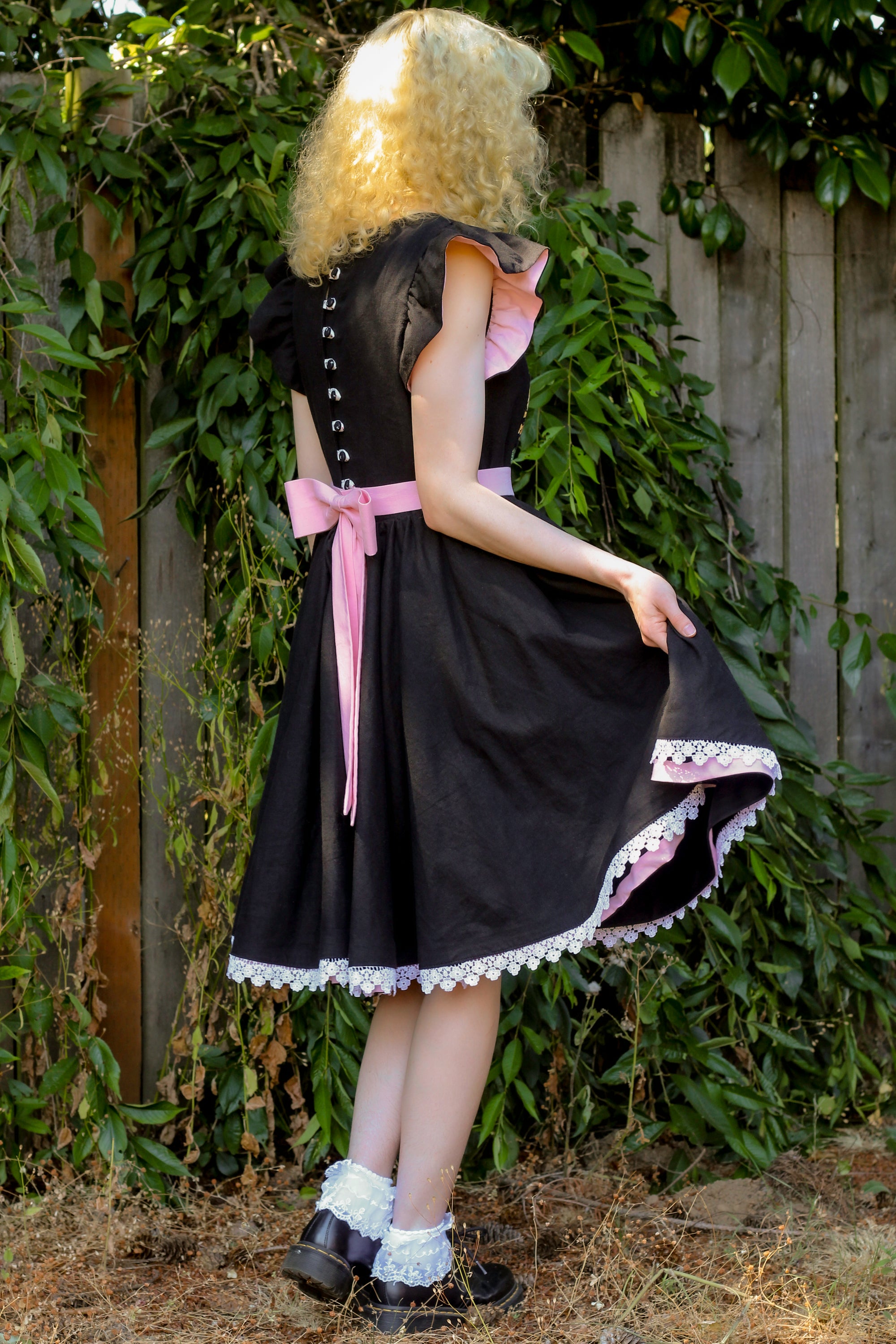 Black Floral Tea-Length Bouffant Dress